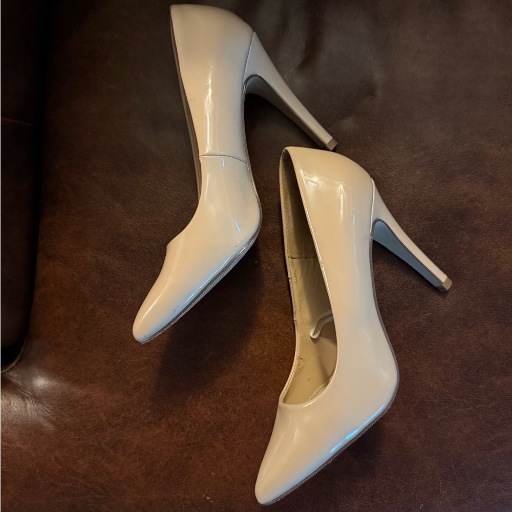 Forever 21 Beige Pointed Heels